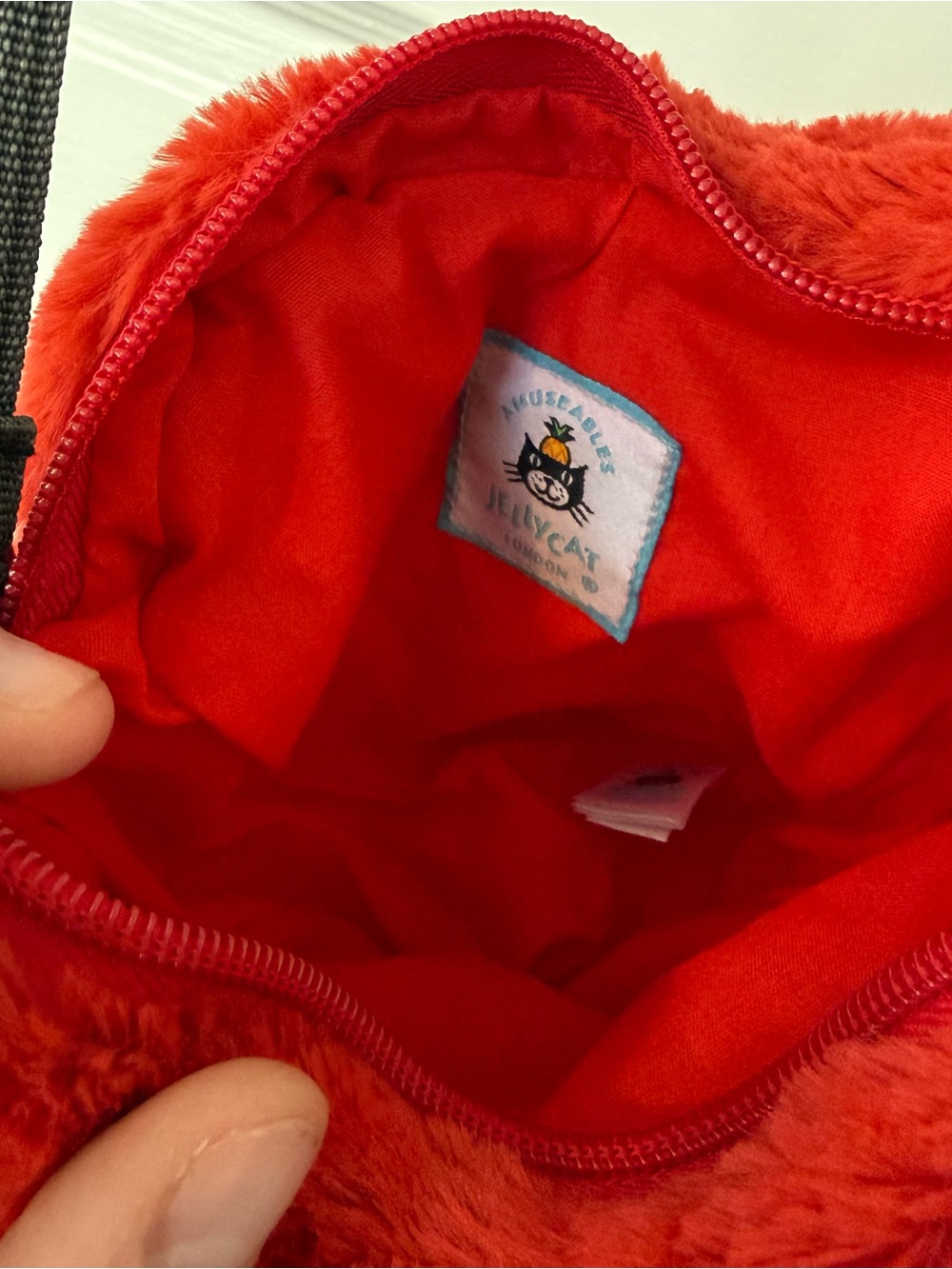 Jellycat Amuseables Red Heart Plush Crossbody Bag - Picture 4 of 6